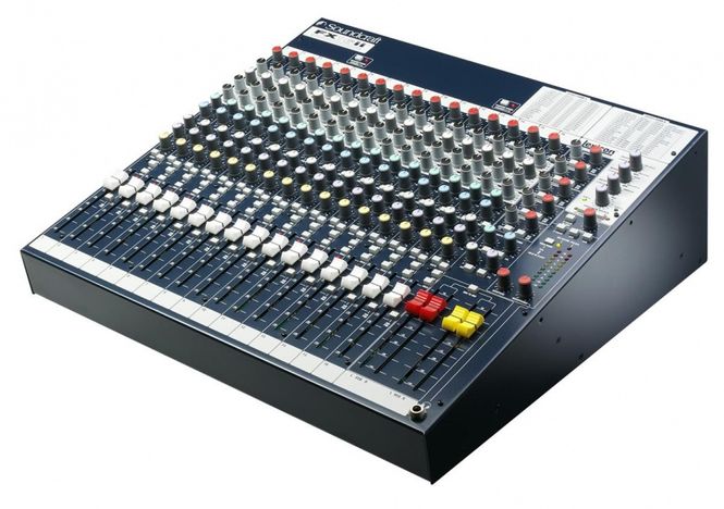 Hovedbilde Soundcraft FX16II Inkl. Rackmonteringssett