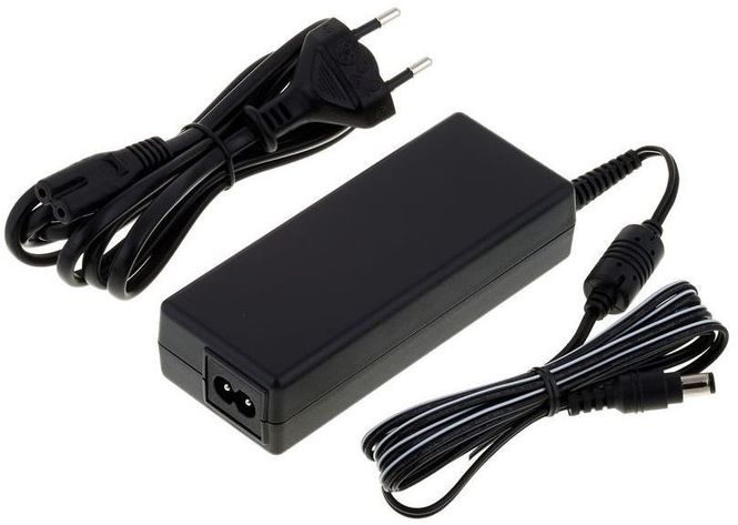 Hovedbilde Yamaha PA300C strømadapter / power supply for S-serien