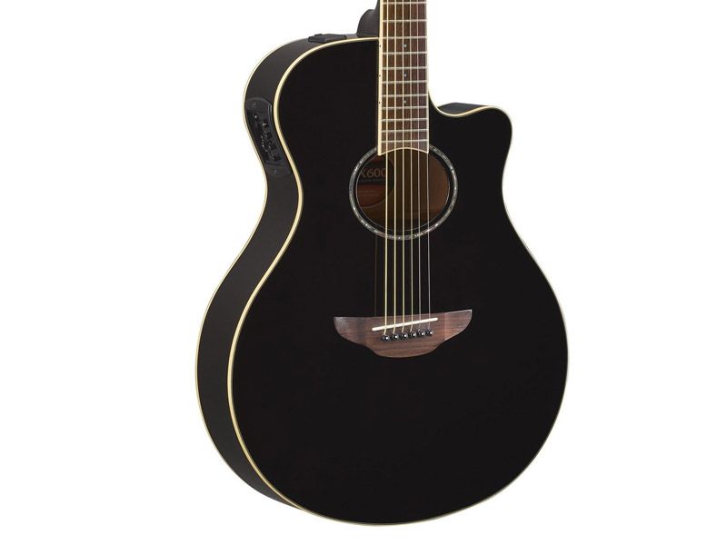 Yamaha APX600 - Black